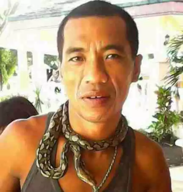Shock as Philippines "Cobra King" Dies After Drinking Blood of Poisonous Snake That Bit Him